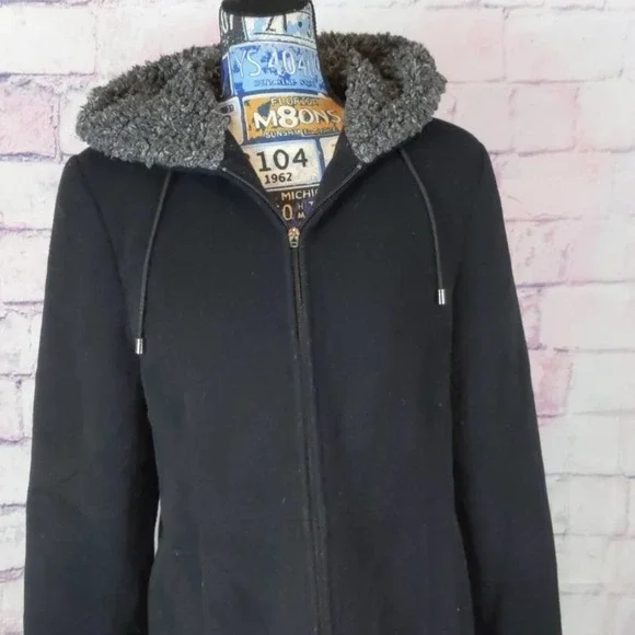 FLEET street wool black coat size medium - Picture 2 of 5